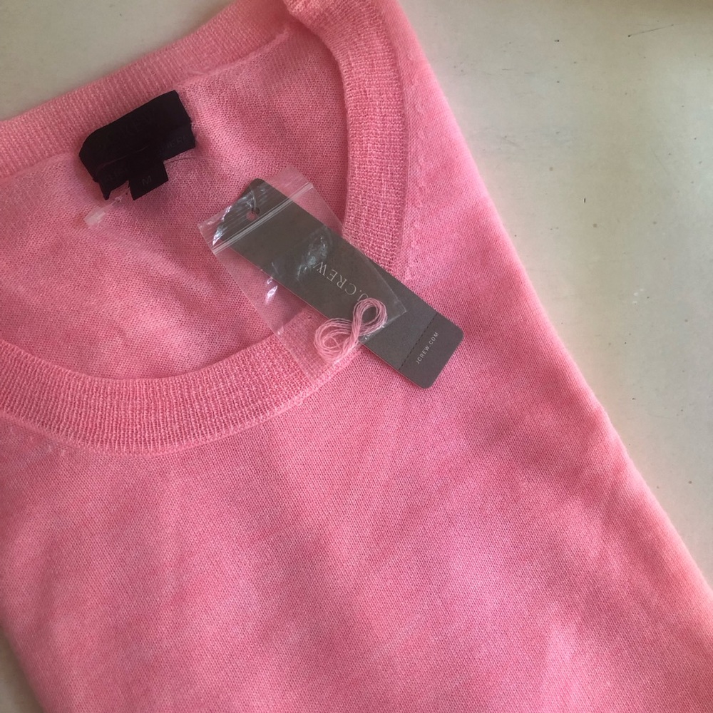 New w Tag: J Crew Lightweight Full Cashmere Tank or Sweater Vest. Size Medium - Picture 4 of 13